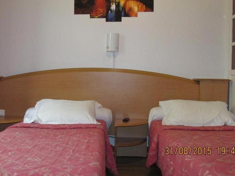 بواتييه Pictav Hotel الغرفة الصورة